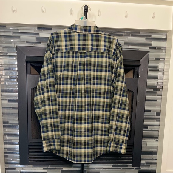 Men’s Flannel St.John’s Bay Long Sleeve Button Up T-Shirt, Size L - Picture 2 of 4